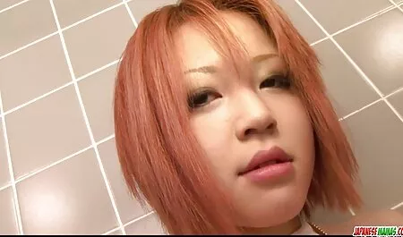 A lány arca tele van spermával. xxx videok ingyen