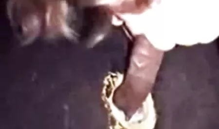 Két szűk helyen egy kövér kakas pornovideok ingyen