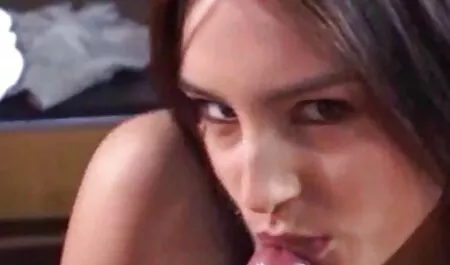 Mellei masszázs busty napi szekx szőke