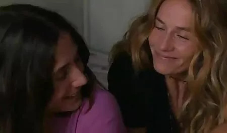 Szeretem az anya fia sx új vibrátor-közeli.