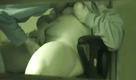 PropertySex-Tini arcra spricc Szőke bérlő baszik nagy bérbeadó kurva