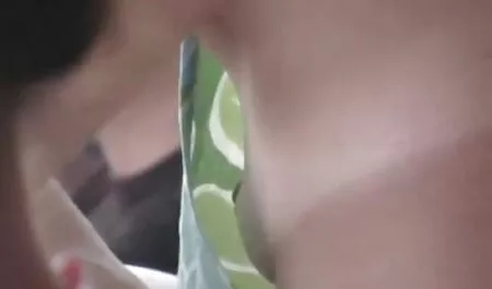 Román kettős maszturbál során super Bowl. pornofilmek ingyen