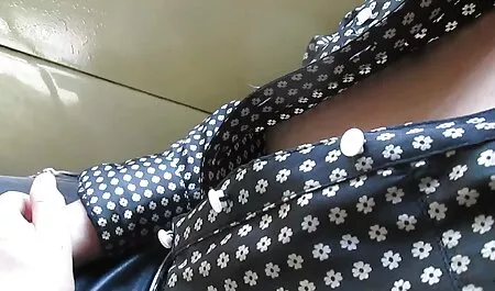 Ladyboy szexfilmek online NOK fogás