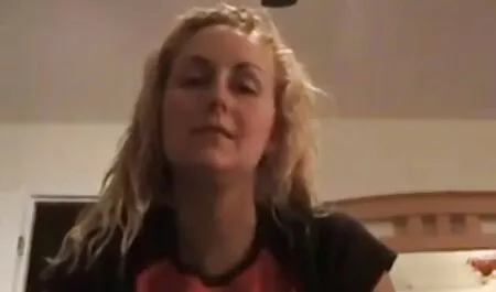 Kövér srác kefél ez porno film magyarul a fél lány
