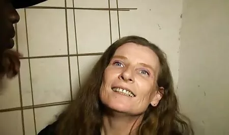 Szar a segged, sovány Debbie anális szex ingyen szekszfilmek