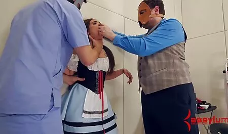 Kapzsi, ingyen anya fia szex ítélve kakas alsó torok